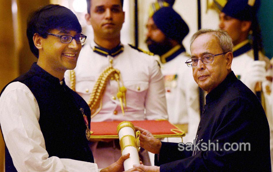 Padma Awards 2015 function at Rashtrapati Bhavan - Sakshi23