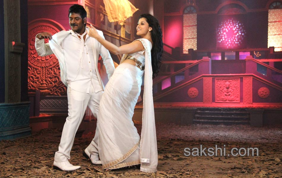 horror comedy Ganga movie stills - Sakshi12