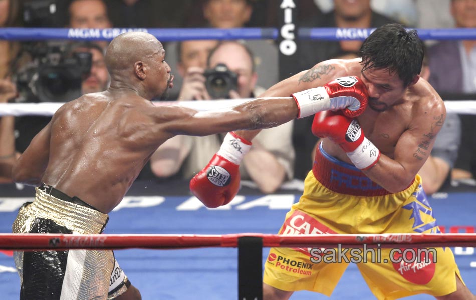 mayweather beats pacquiao2