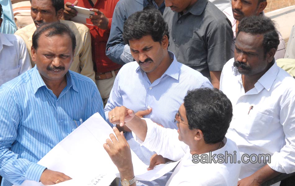 YS jagan tour - Sakshi1