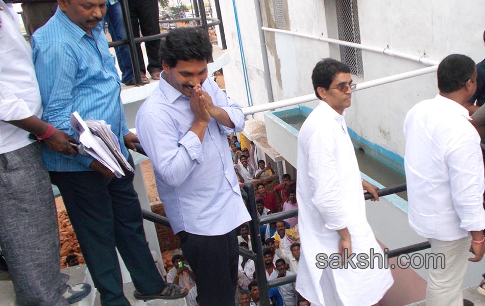 YS jagan tour - Sakshi7