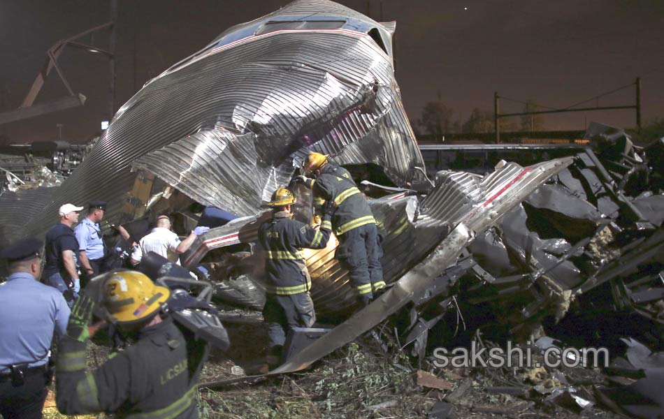 Amtrak Crash25