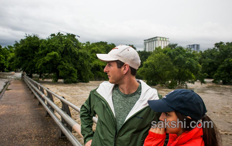 Huge rains in US - Sakshi6