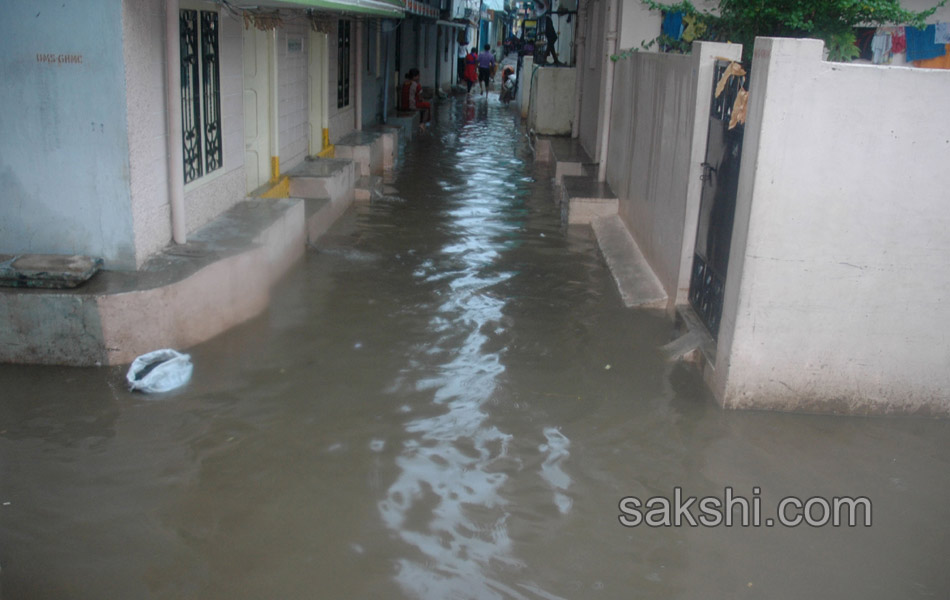 in hyderabad heavy rain - Sakshi13