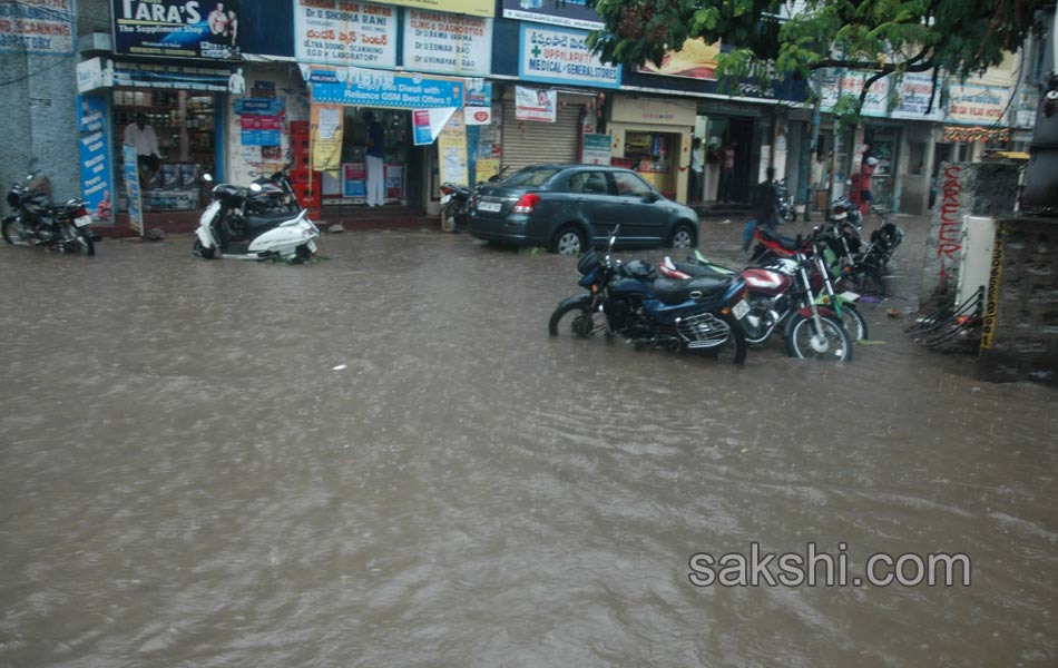 in hyderabad heavy rain - Sakshi15