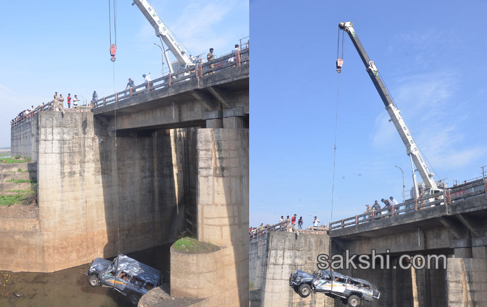 21 died in a accident at davaleswaram barrage1