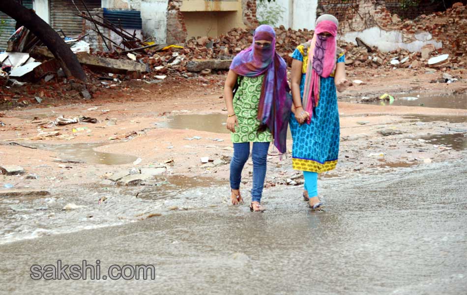 Heavy rain in hyderabad1