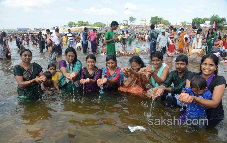 telangana godavari pushkaralu - Sakshi13