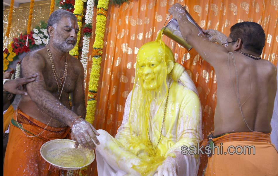 guru pournami celebrations in temples7