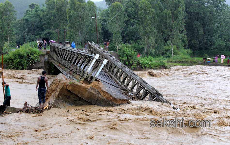 Heavy rains in Imphal5