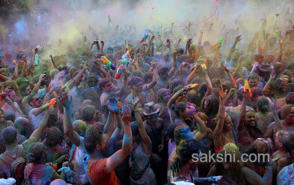 Spain Holi Festival1