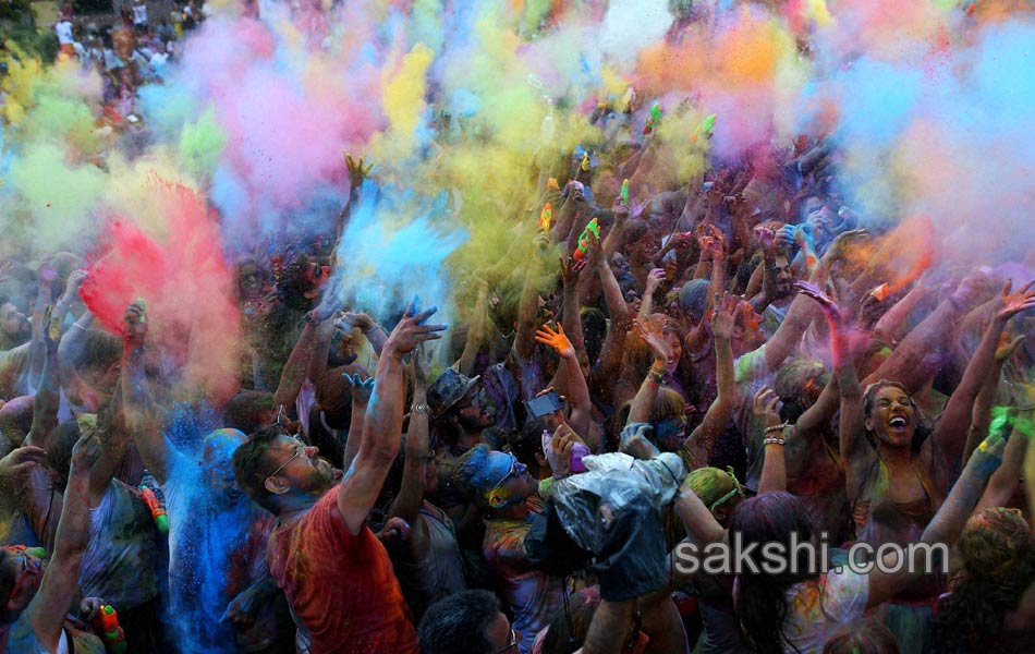 Spain Holi Festival5