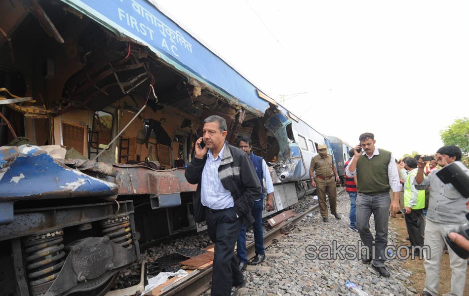 train accident in ananthapuram - Sakshi12