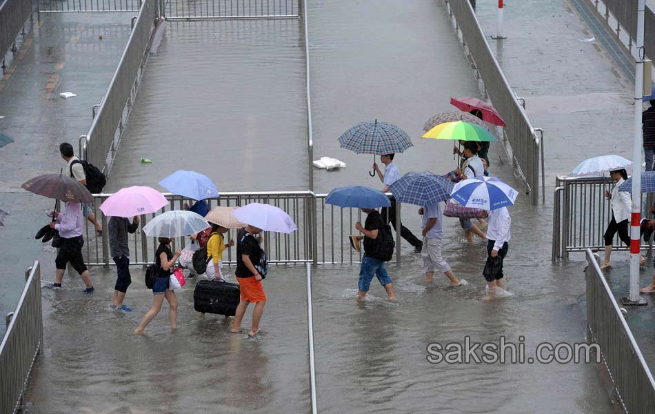 floods in japan9