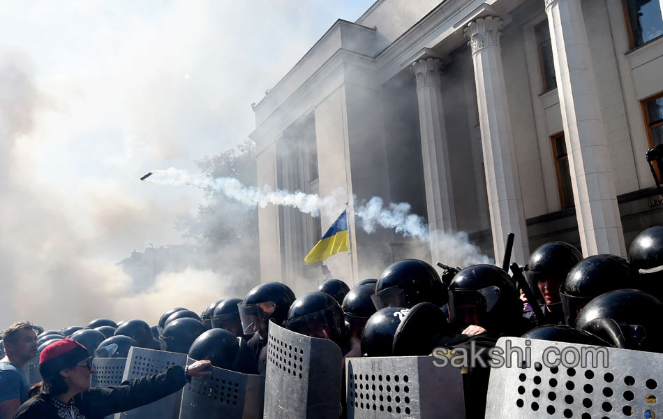 UKRAINE parliament16