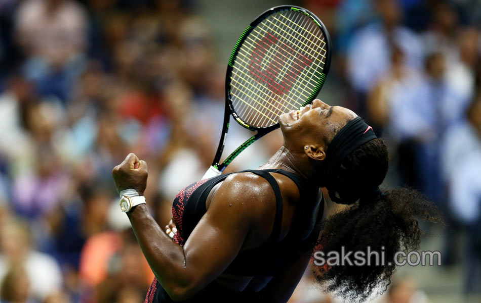 US Open 2015 Serena Williams edges Venus Williams14