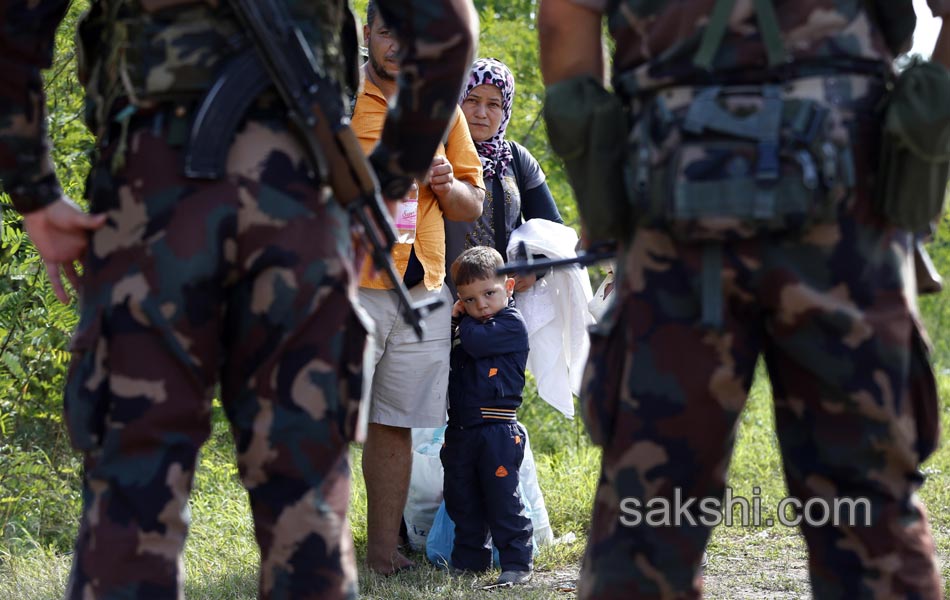 Serbia Hungary Migrants10