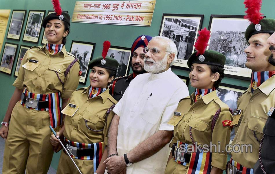 Narendra Modi visit to Shauryanjali - Sakshi13