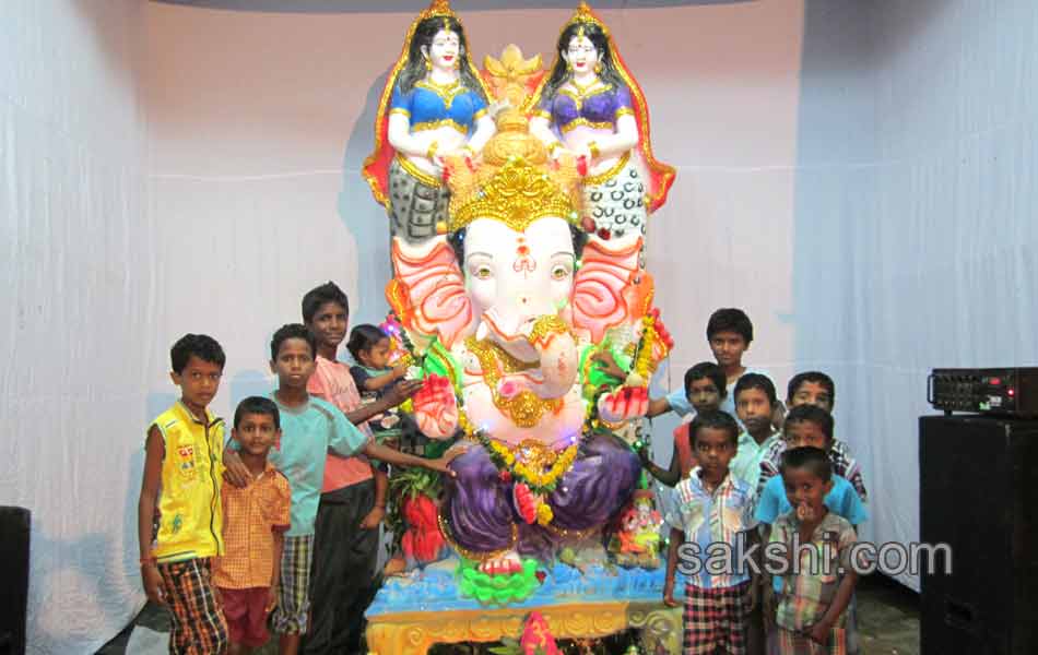 Ganesh Chaturthi celebrations in nizamabad district5