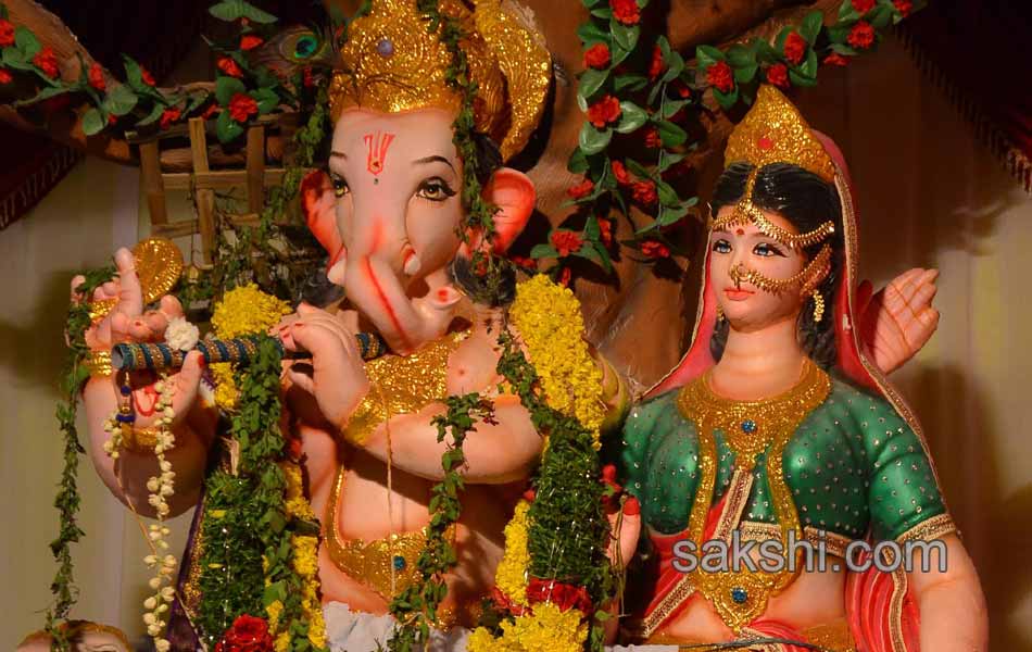 ganesh chaturthi celebrations in khammam district on second day2