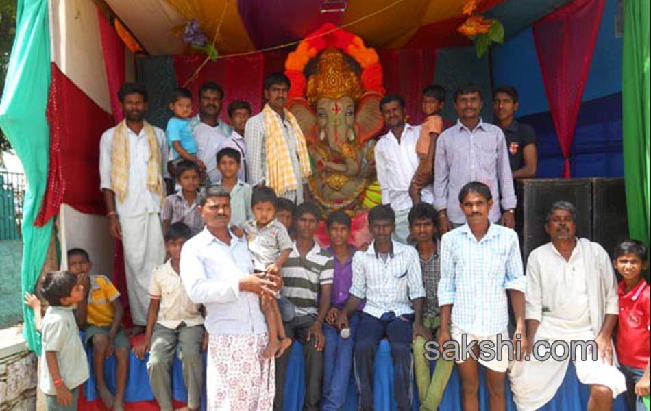 ganesh chaturthi celebrations in Mahbubnagar district on fourthday - Sakshi9