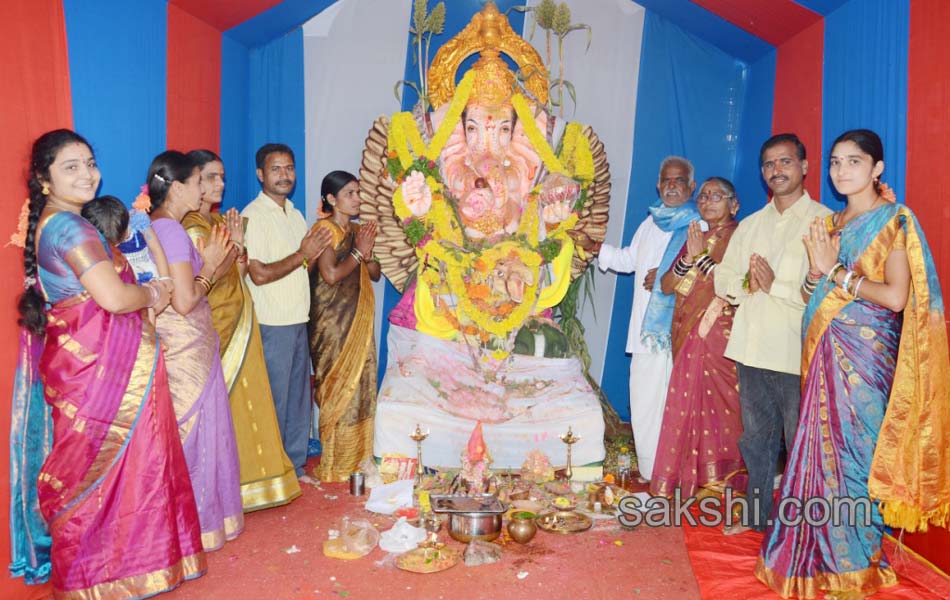 ganesh chaturthi celebrations in Mahbubnagar district on fourthday - Sakshi11