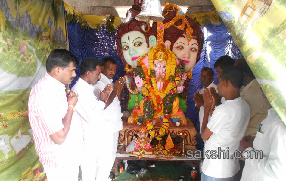 ganesh chaturthi celebrations in Ranga Reddy district onThird day13