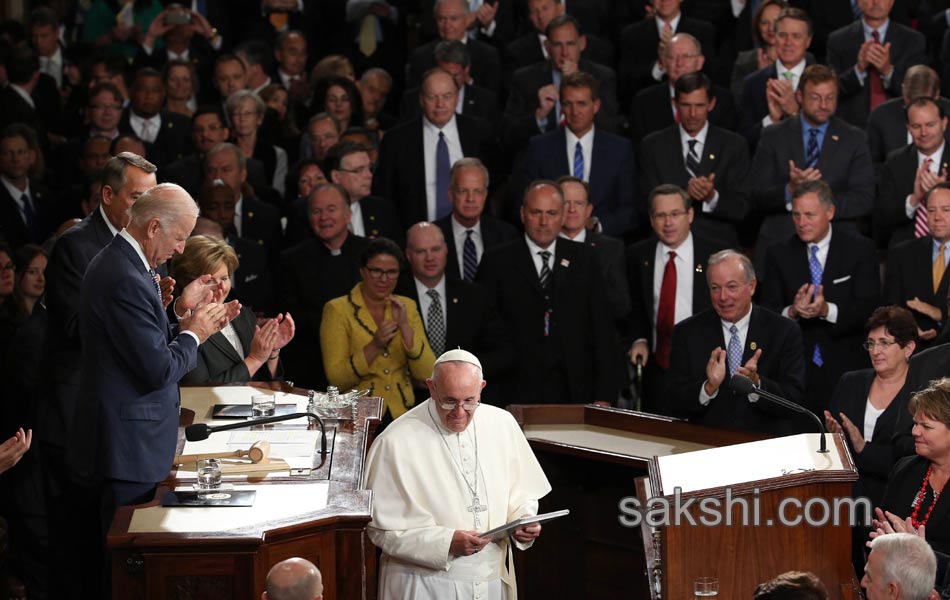 Pope Francis addresses a joint meeting of the US Congress - Sakshi1