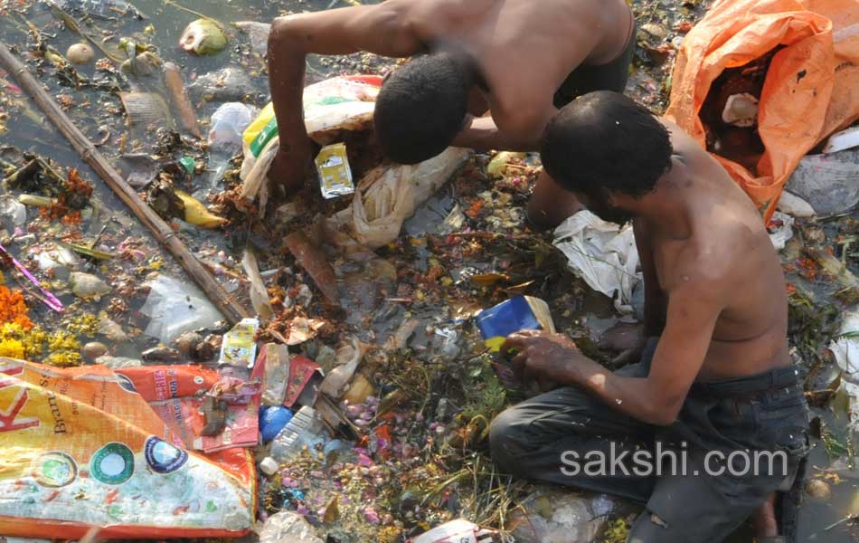 Lord Ganesha idol is immersed in water - Sakshi20