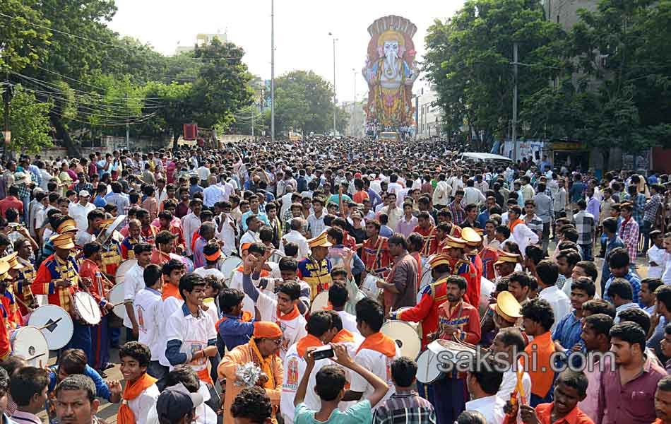 maha ganapathi at lumbini park9