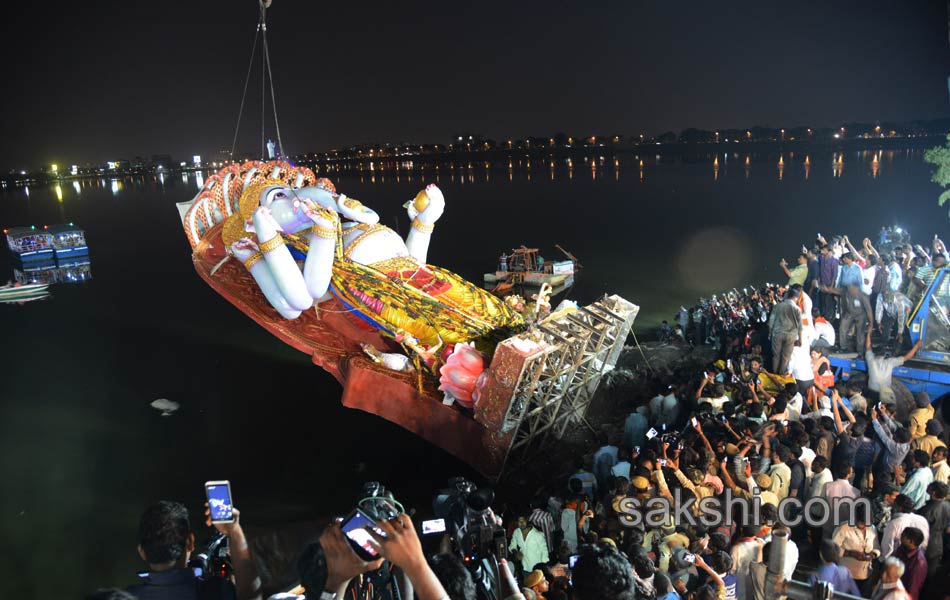 Kharithabad vinayakudu to send off Ganesh idol immersion processions19