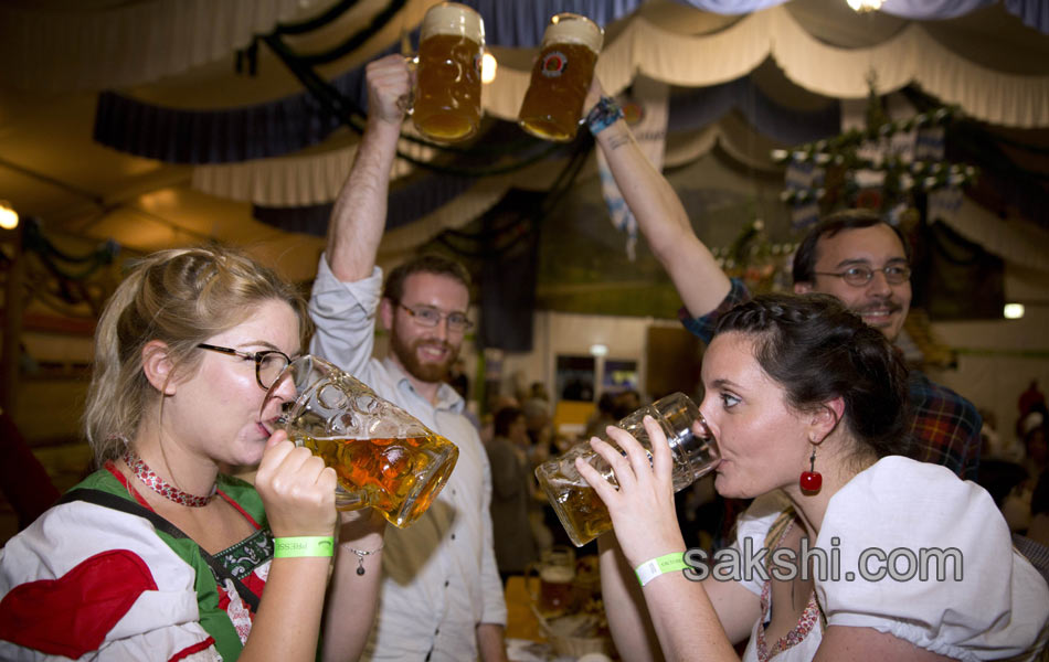 Oktoberfest in paris7