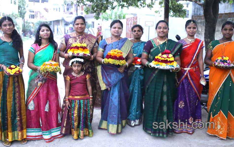 TRS Kavitha Bathukamma Celebrations5