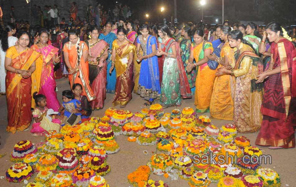 TRS Kavitha Bathukamma Celebrations11