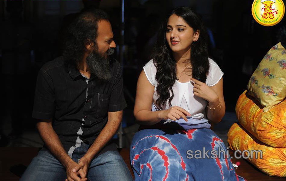 Anushka Shetty stills from Size Zero11