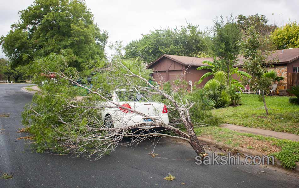 Hurricane flood in texas - Sakshi11