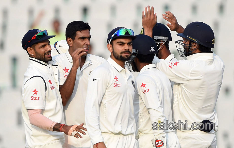 first Test match between India and South Africa at The Punjab Cricket5