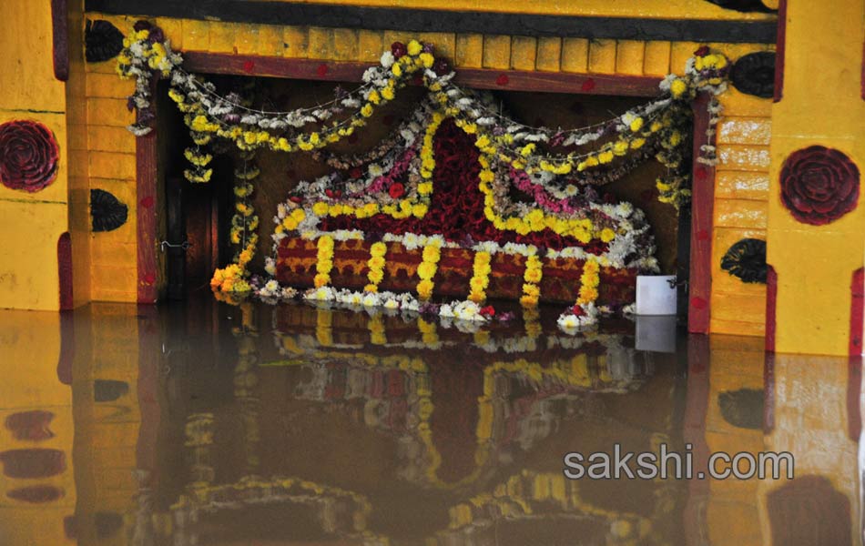 tirumala havy rain11