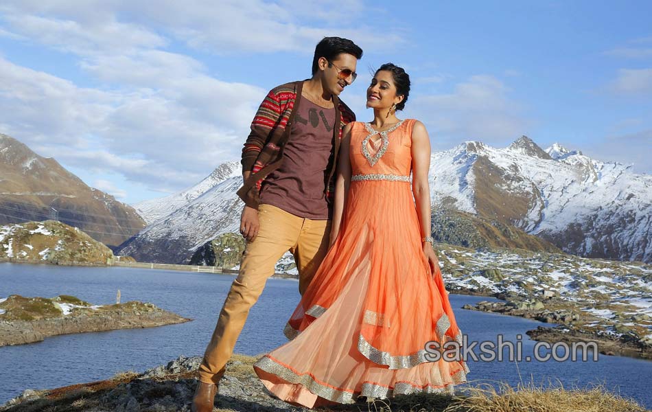 Soukyam Movie Photos3