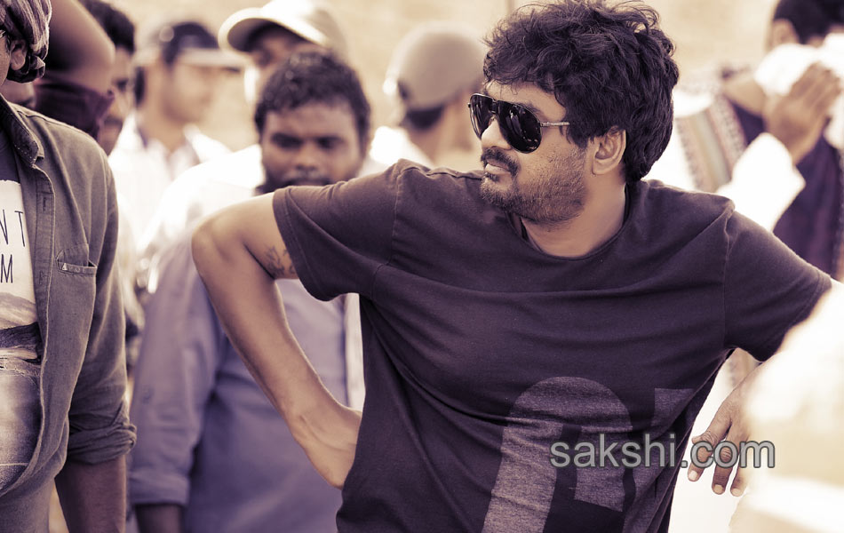 LOAFER WORKING STILLS - Sakshi3