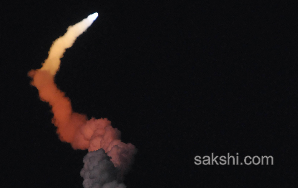 Isro launches new pslv c 29 rocket srihari kota2