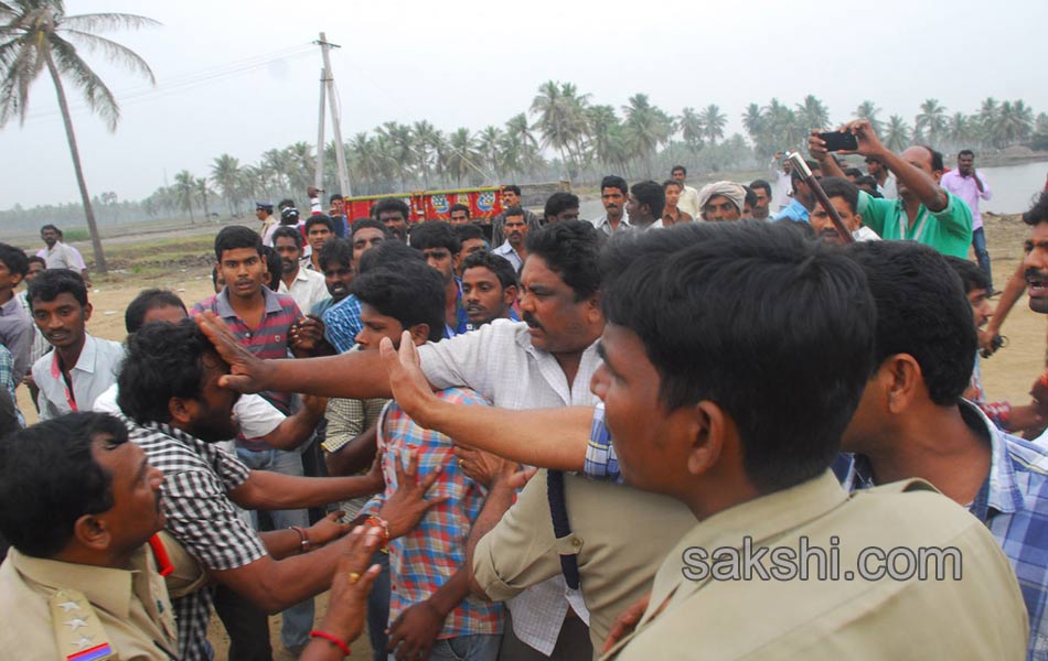 andhra pradesh high tension in tunduru9