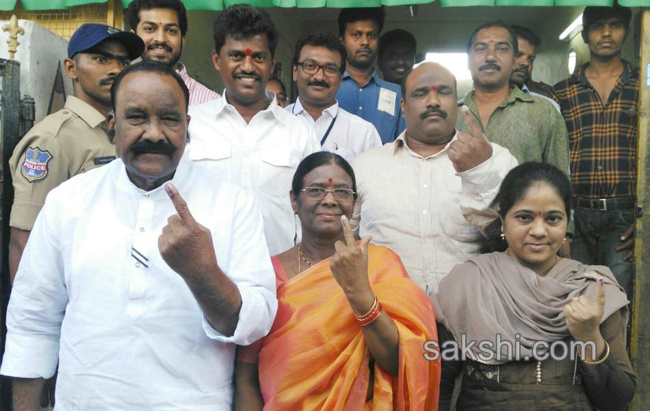 celebrities costed vote ghmc elections26