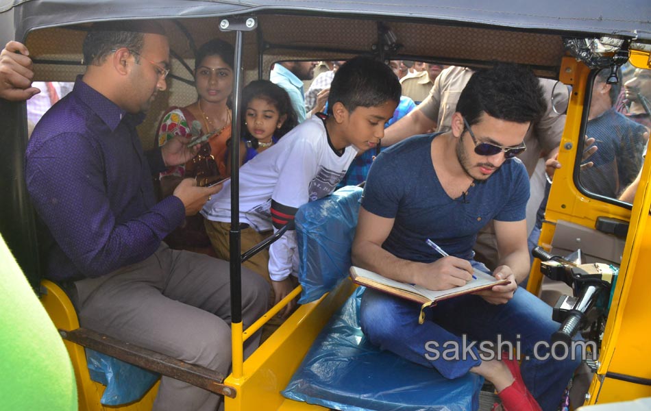 Akhil Akkineni at Khammam to Drive an Auto - Sakshi10