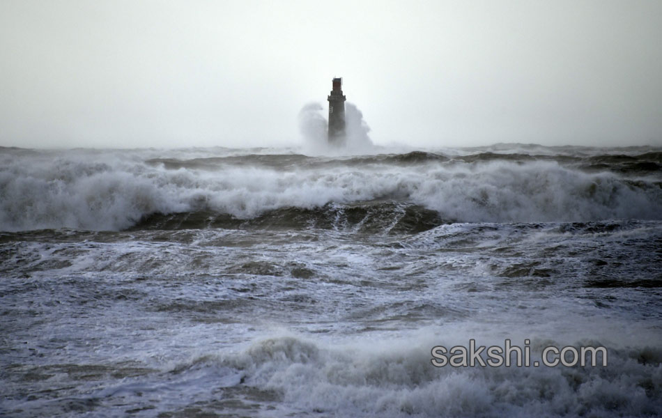 Waves crash near the Port4