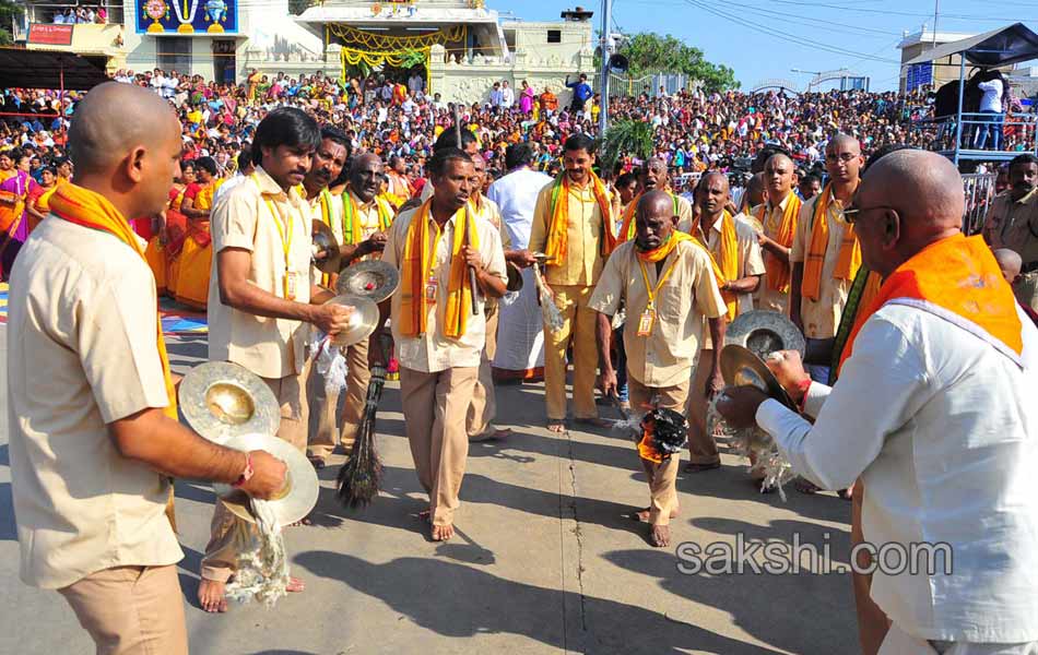 Rathasapthami festivities begins in tirumala7