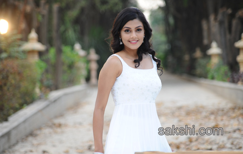 Run movie stills - Sakshi14