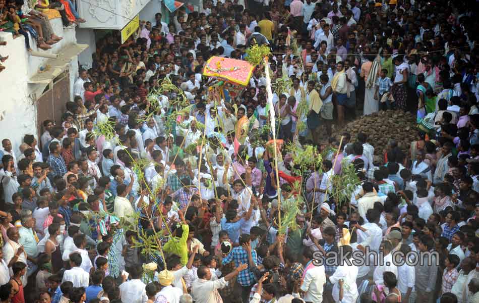 PIDAKALA SAMARAM IN KURNOOL district13