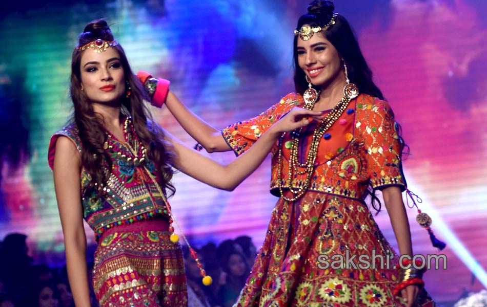 Karachi Fashion show16