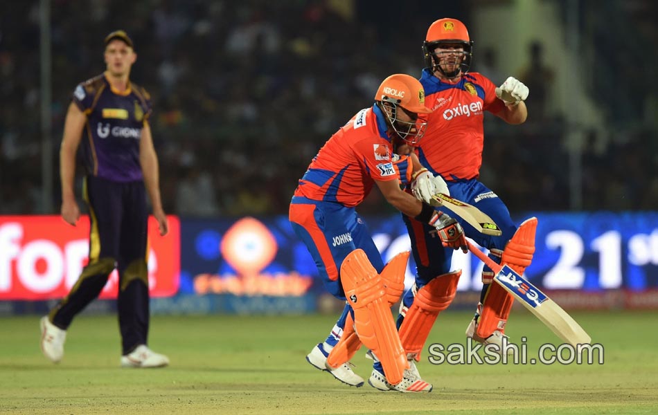 Gujarat Lions win  on Kolkata Knight Riders - Sakshi12